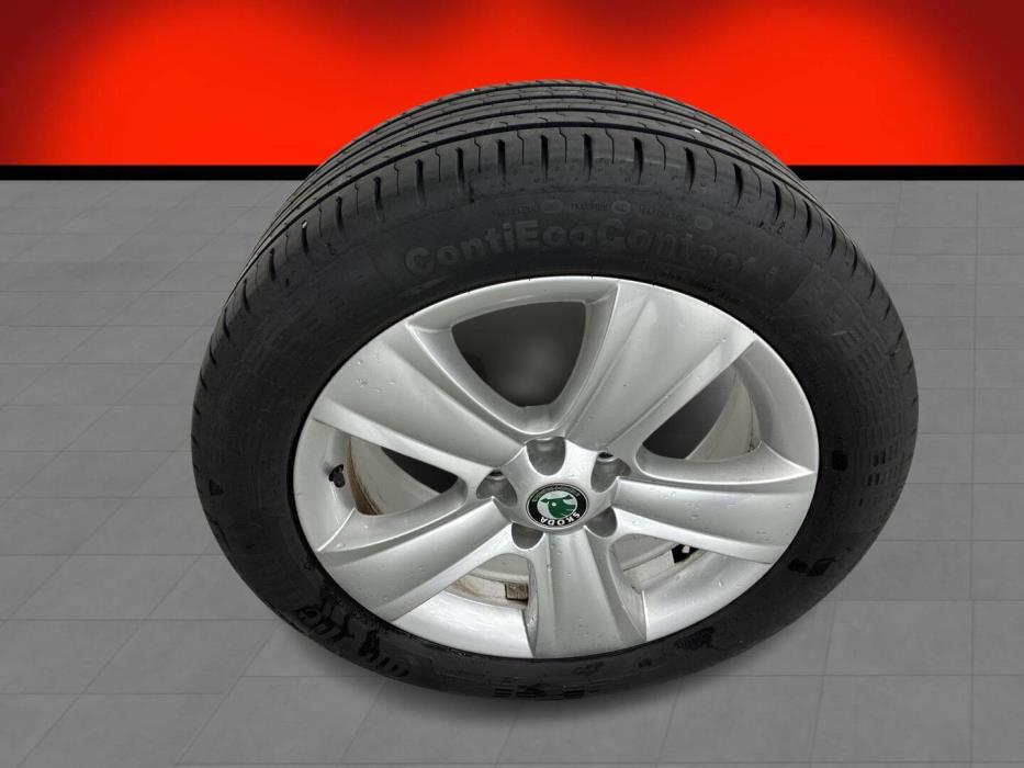 SKODA Yeti 2011