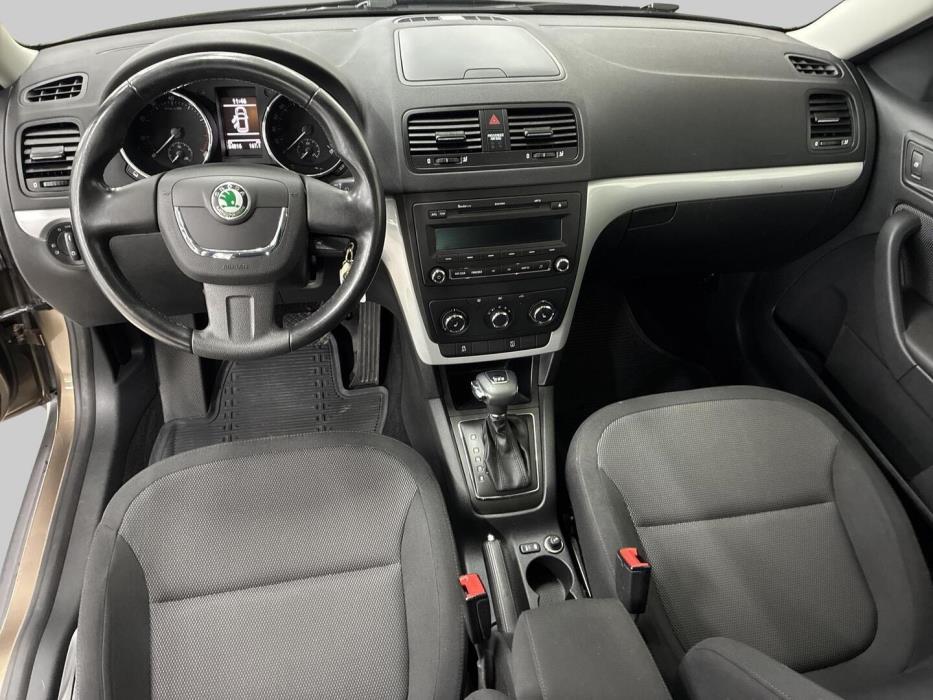 SKODA Yeti 2011