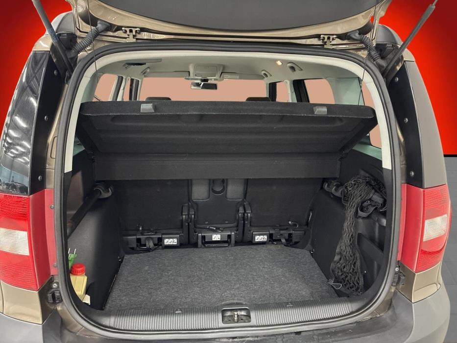 SKODA Yeti 2011
