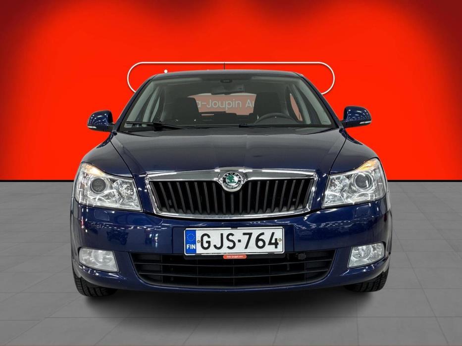 SKODA Octavia 2011