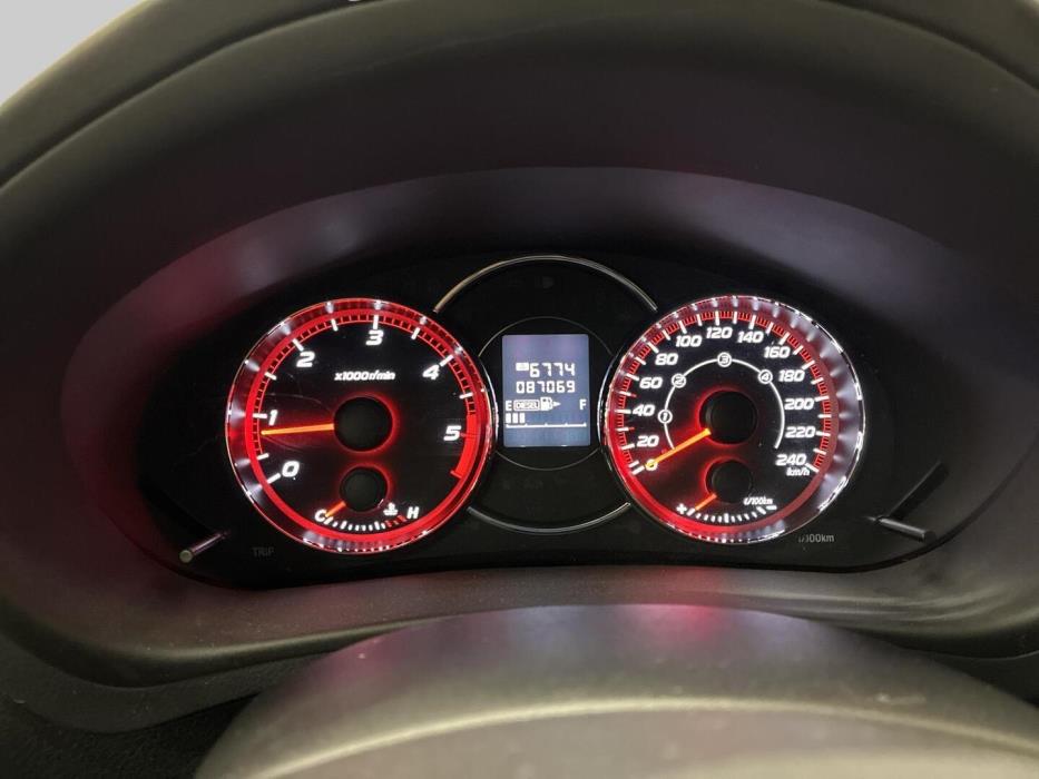 SUBARU Forester 2012