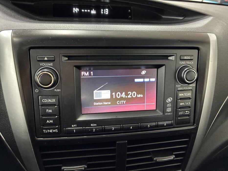 SUBARU Forester 2012