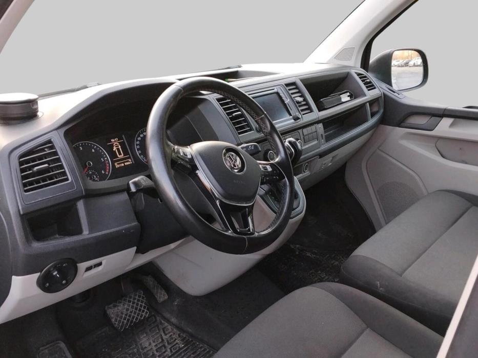 VOLKSWAGEN Transporter 2016