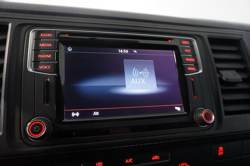 VOLKSWAGEN Transporter 2016