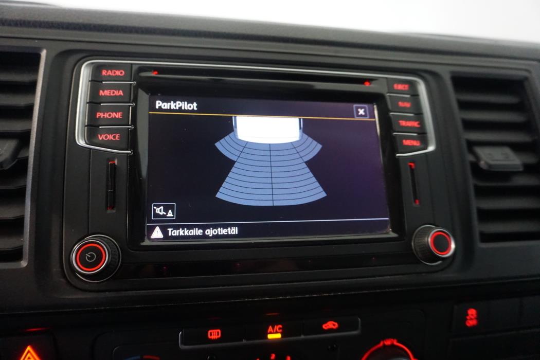 VOLKSWAGEN Transporter 2016