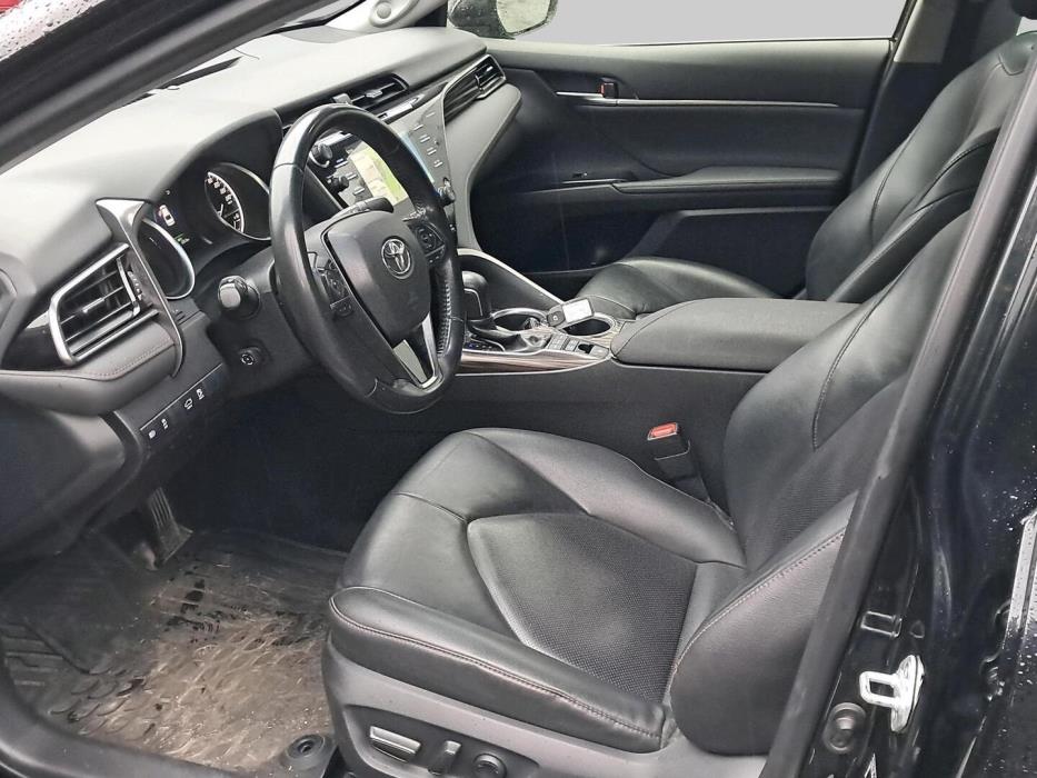 TOYOTA Camry 2019