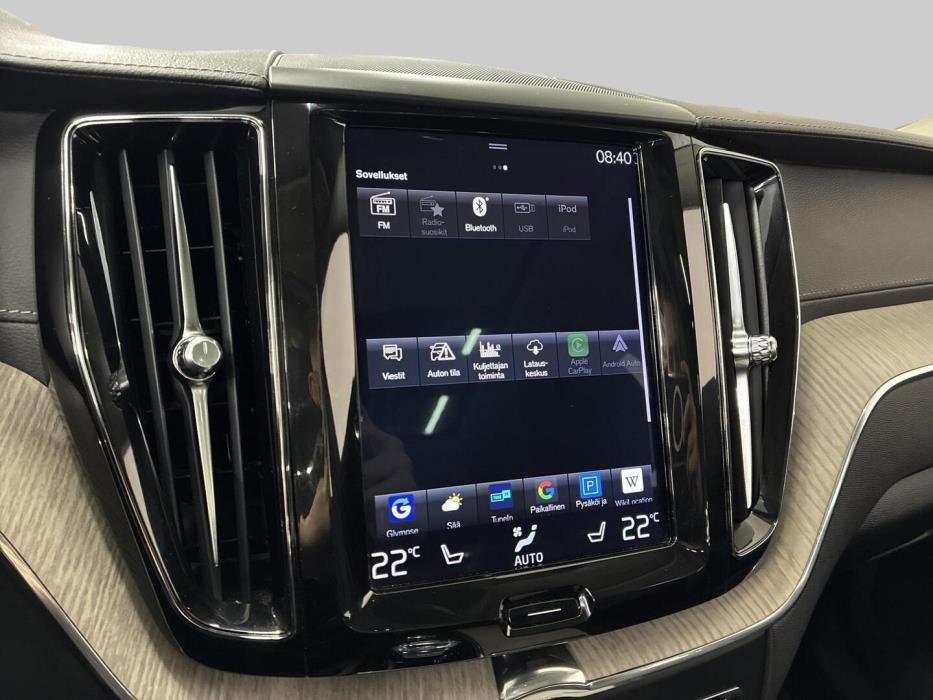 VOLVO XC60 2019
