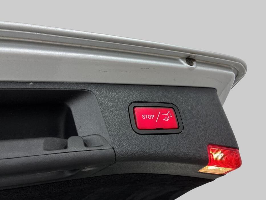 MERCEDES-BENZ E 2015