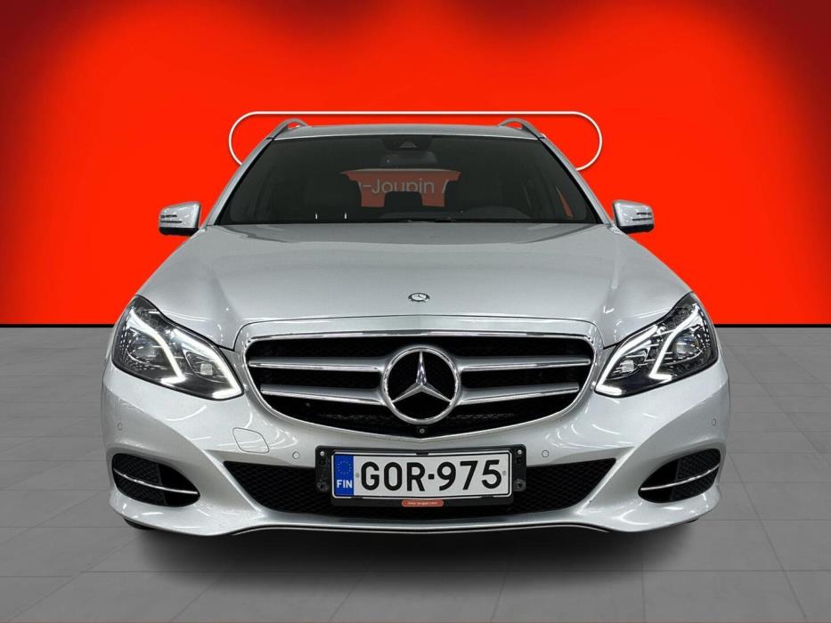 MERCEDES-BENZ E 2015