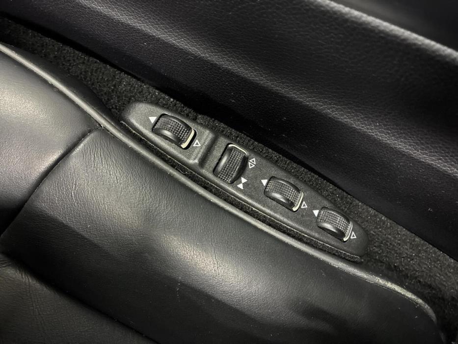 MERCEDES-BENZ E 2015
