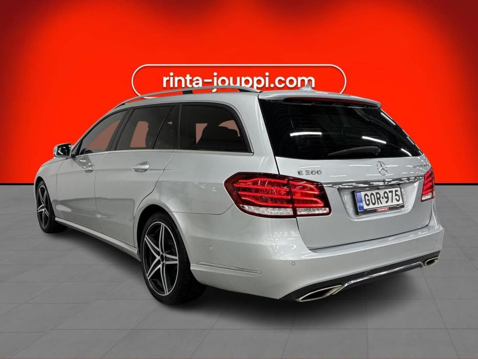 MERCEDES-BENZ E 2015