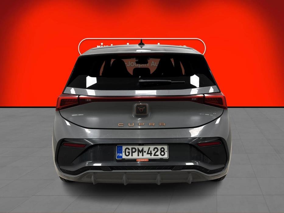 CUPRA Born 2022