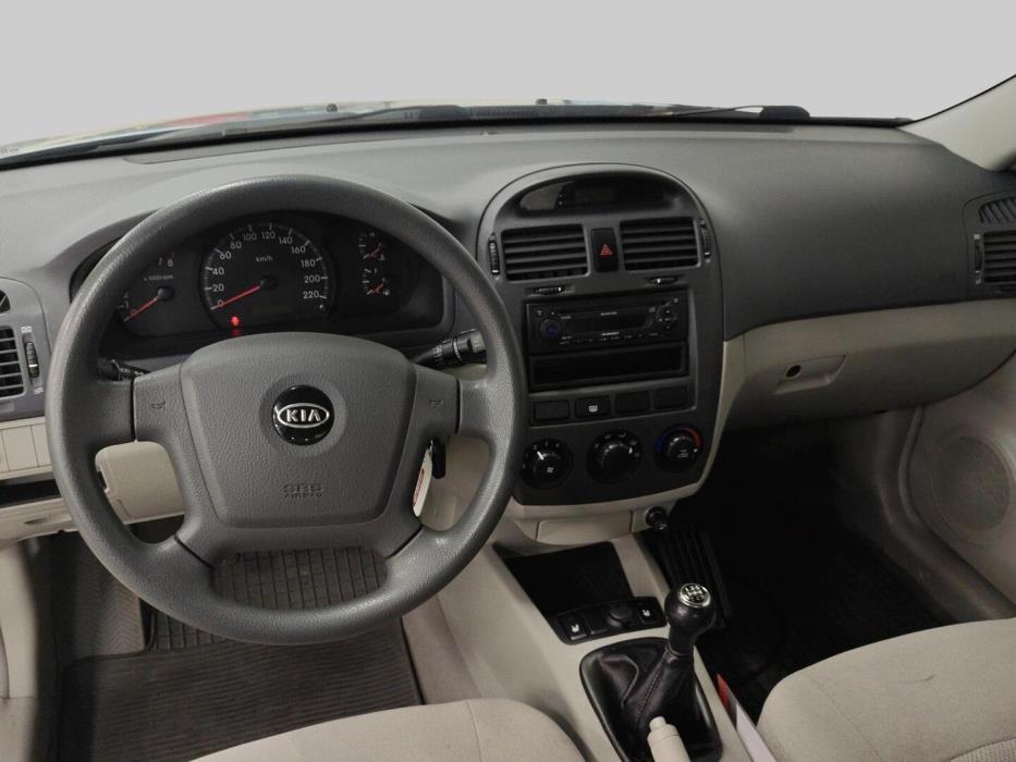 KIA Cerato 2006