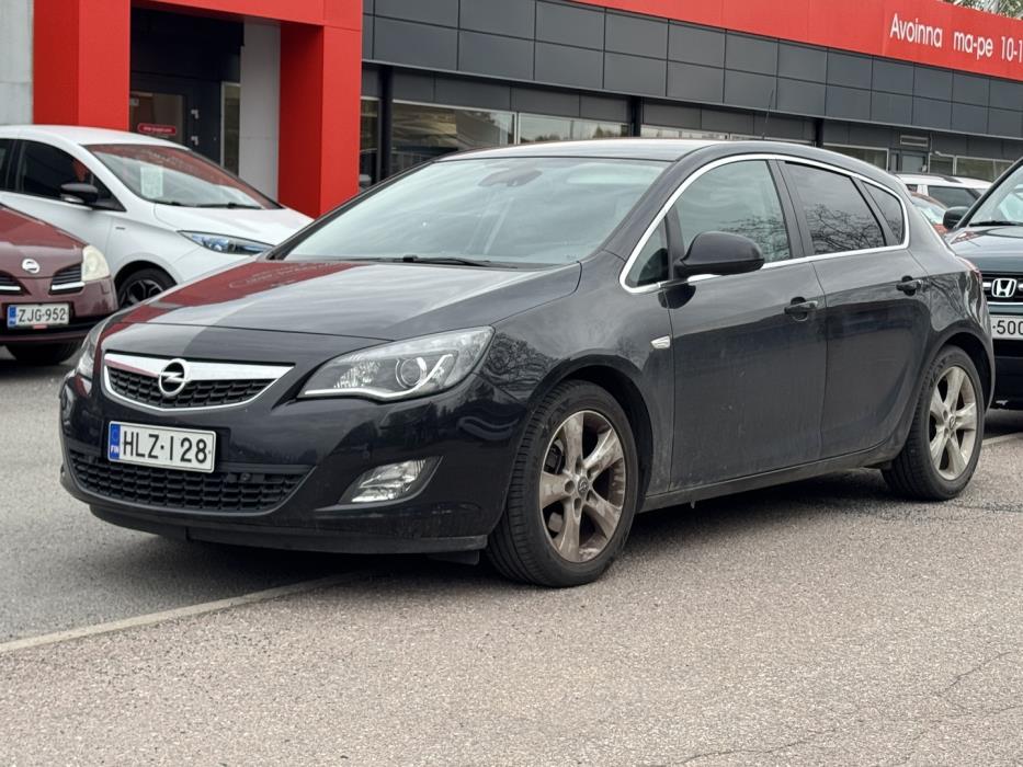 OPEL Astra 2010