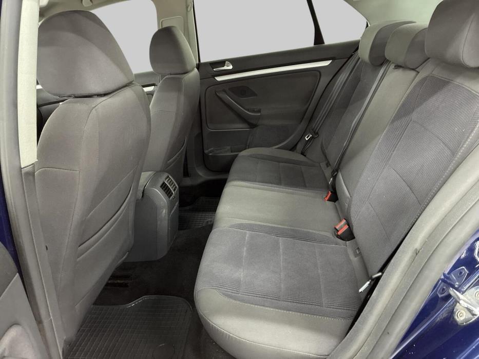 VOLKSWAGEN Jetta 2006