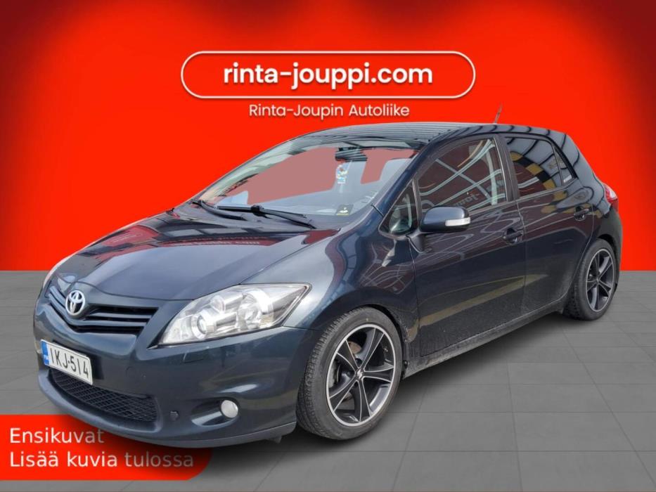 TOYOTA Auris 2012