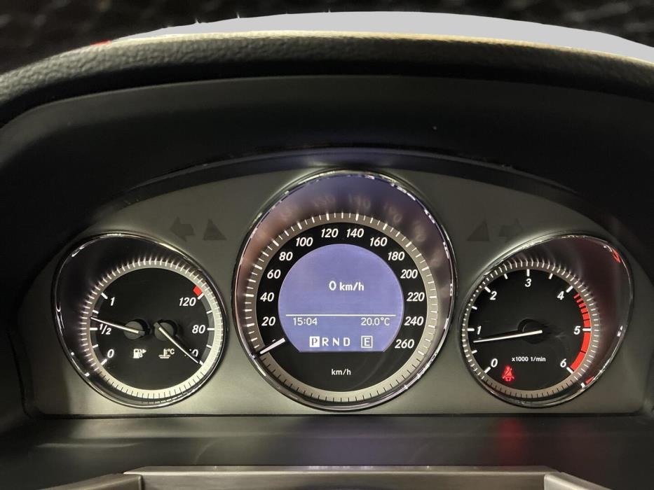 MERCEDES-BENZ GLK 2011