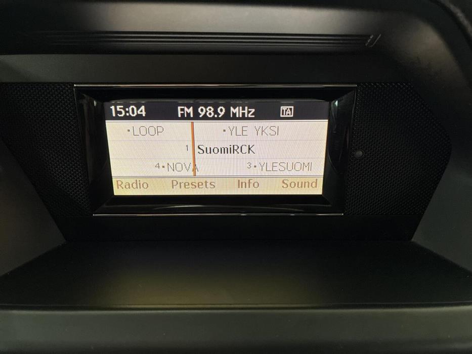 MERCEDES-BENZ GLK 2011