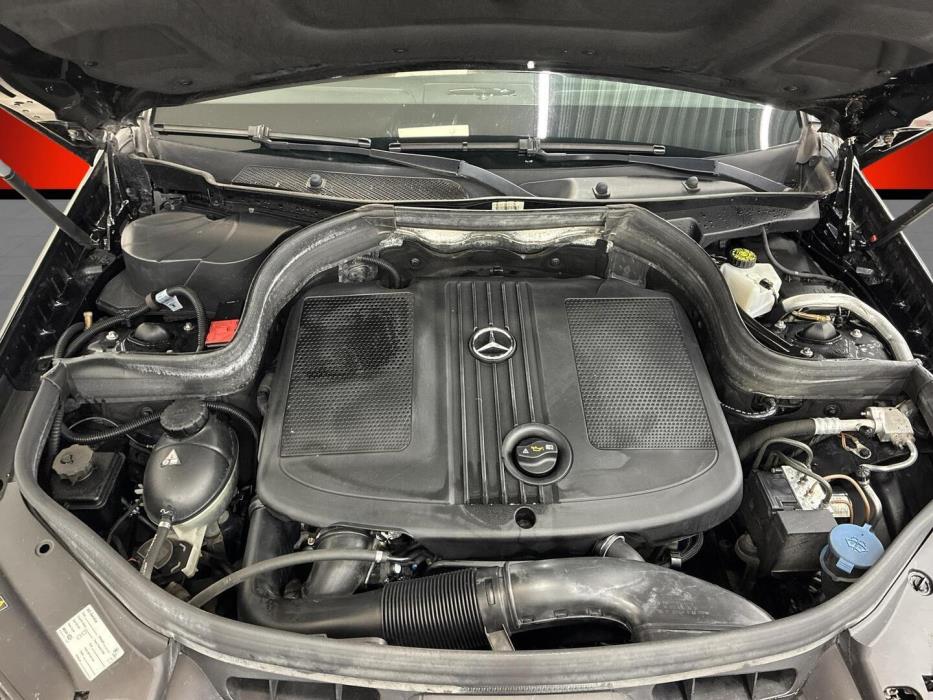 MERCEDES-BENZ GLK 2011