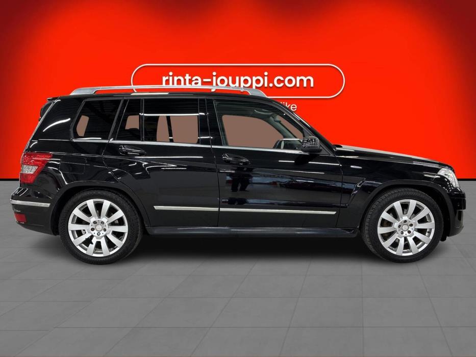 MERCEDES-BENZ GLK 2011