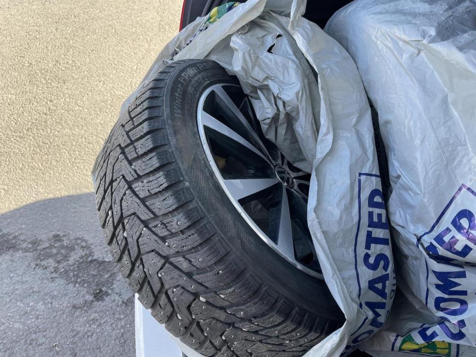 VOLKSWAGEN Polo 2014