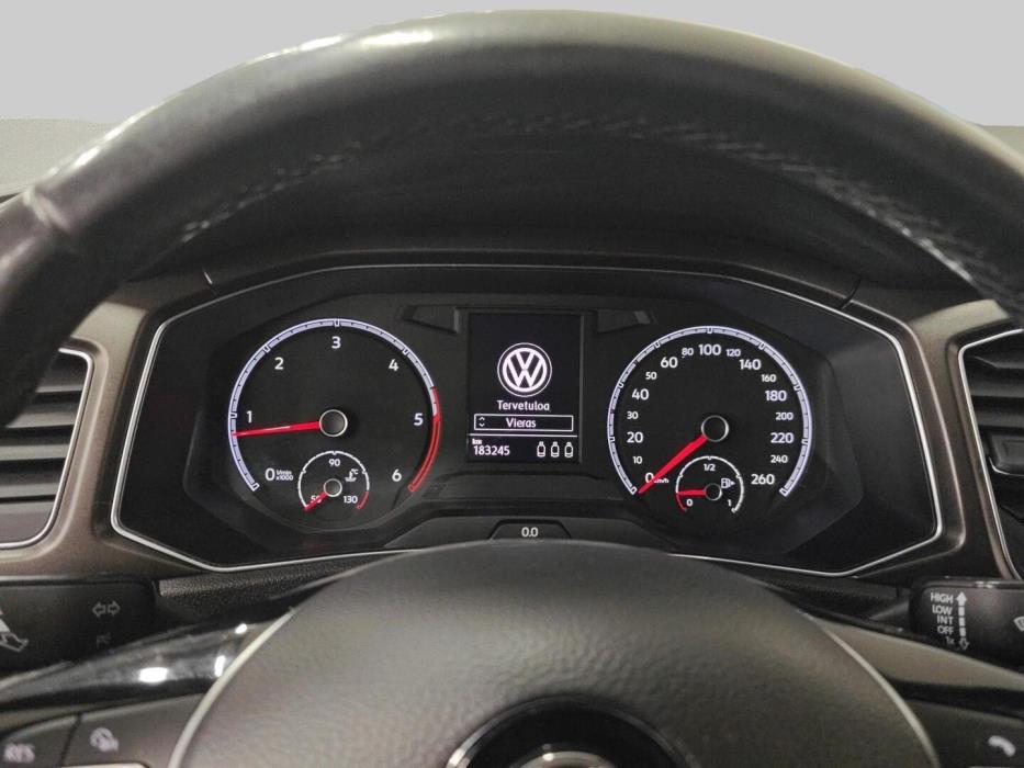 VOLKSWAGEN T-Roc 2018