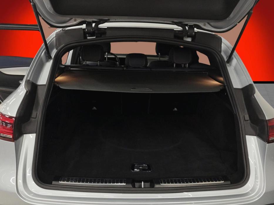 MERCEDES-BENZ EQC 2020