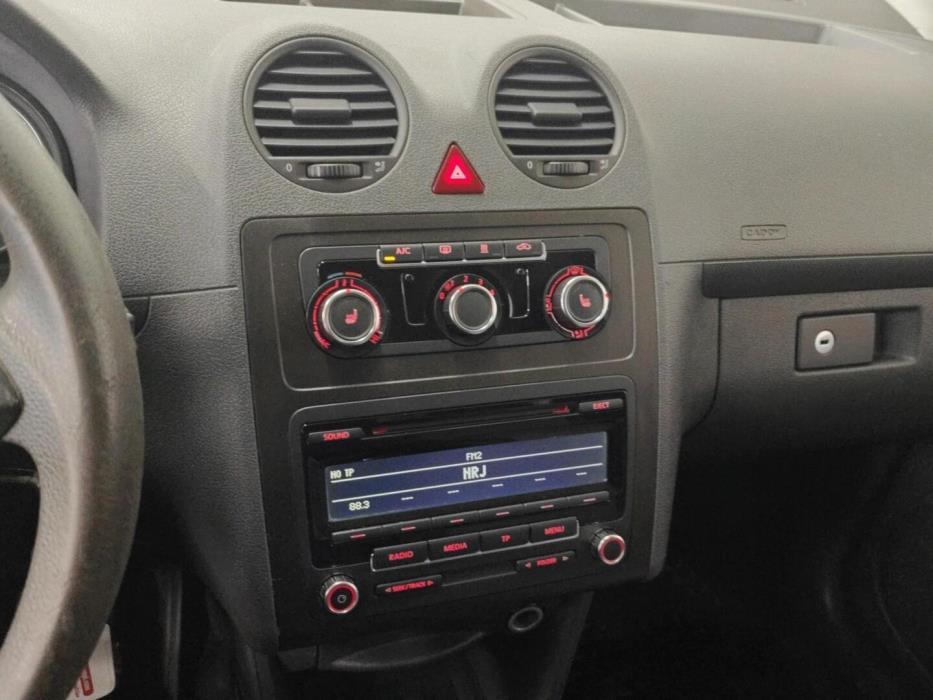 VOLKSWAGEN Caddy 2012
