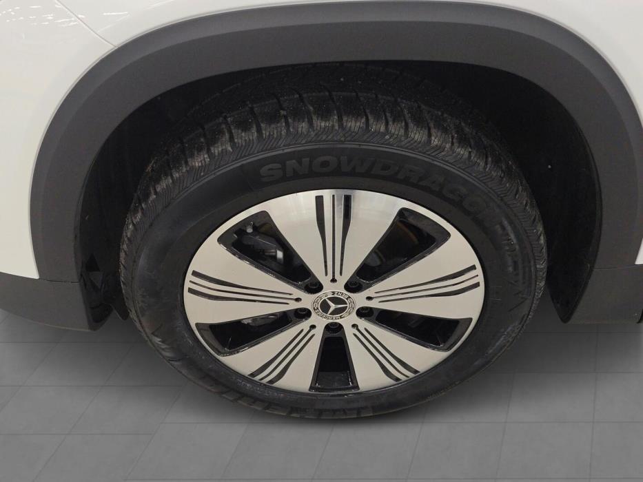 MERCEDES-BENZ EQB 2024