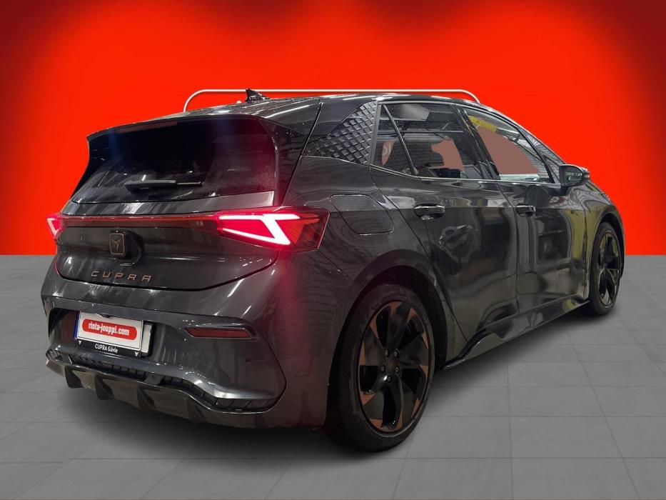 CUPRA BORN 2023