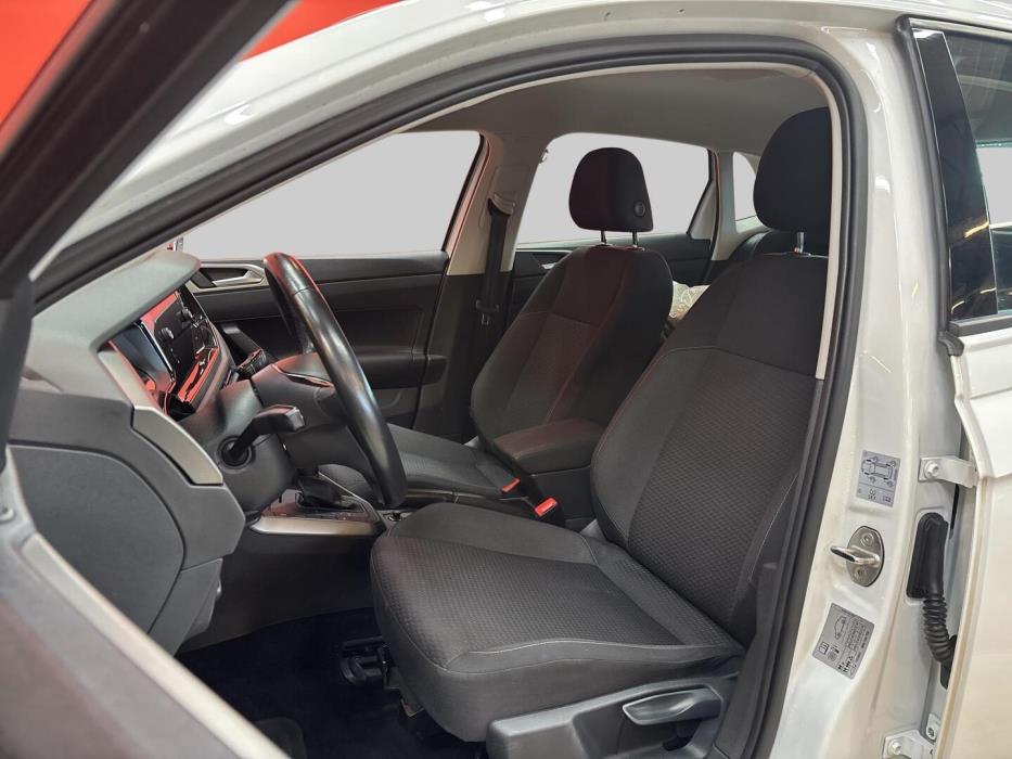 VOLKSWAGEN Polo 2021
