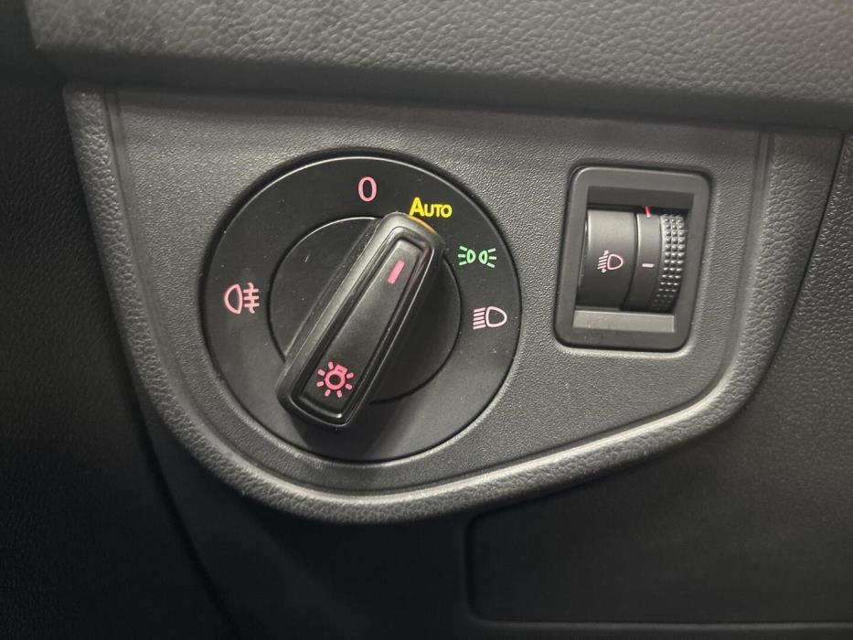 VOLKSWAGEN Polo 2021