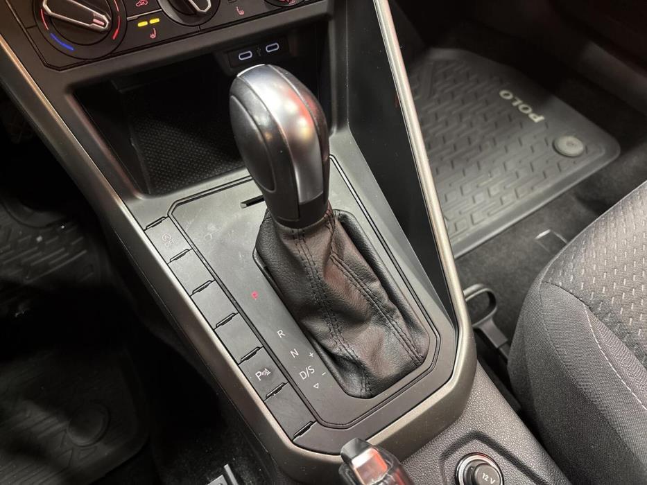 VOLKSWAGEN Polo 2021