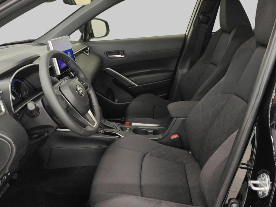 TOYOTA Corolla Cross 2025