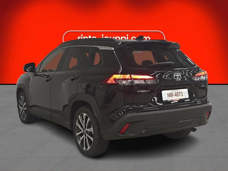 TOYOTA Corolla Cross 2025