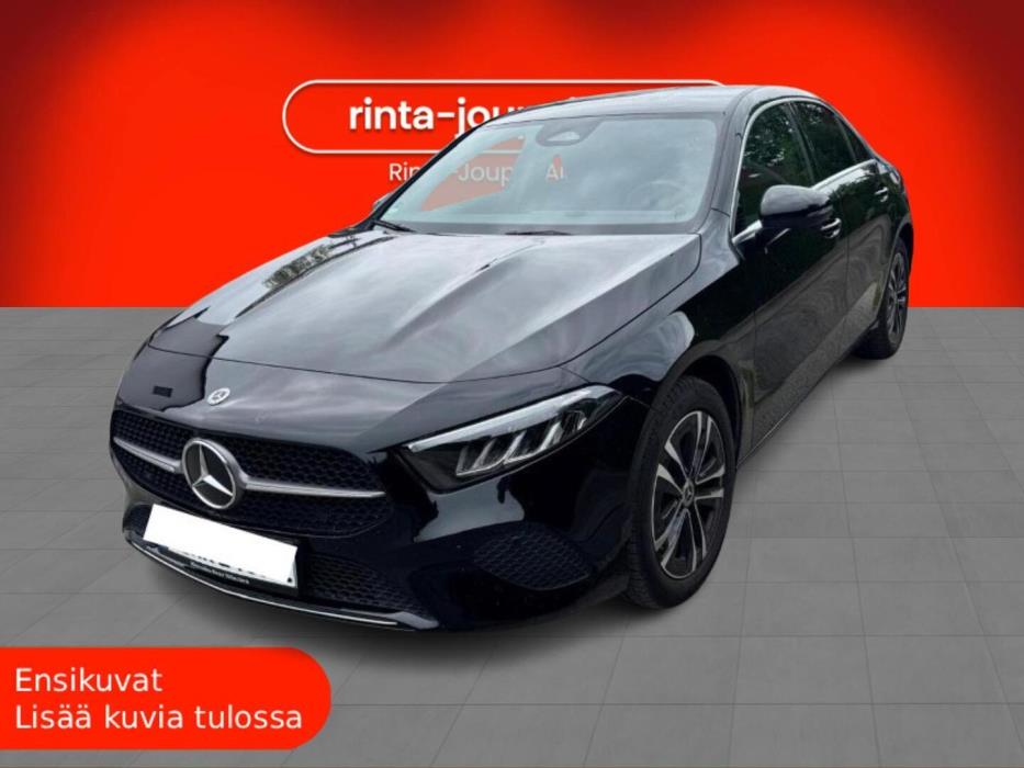 MERCEDES-BENZ A 2024