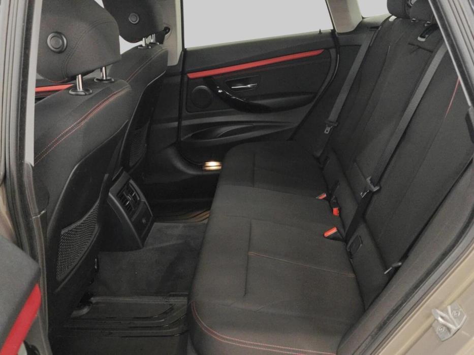 BMW 320 Gran Turismo 2015