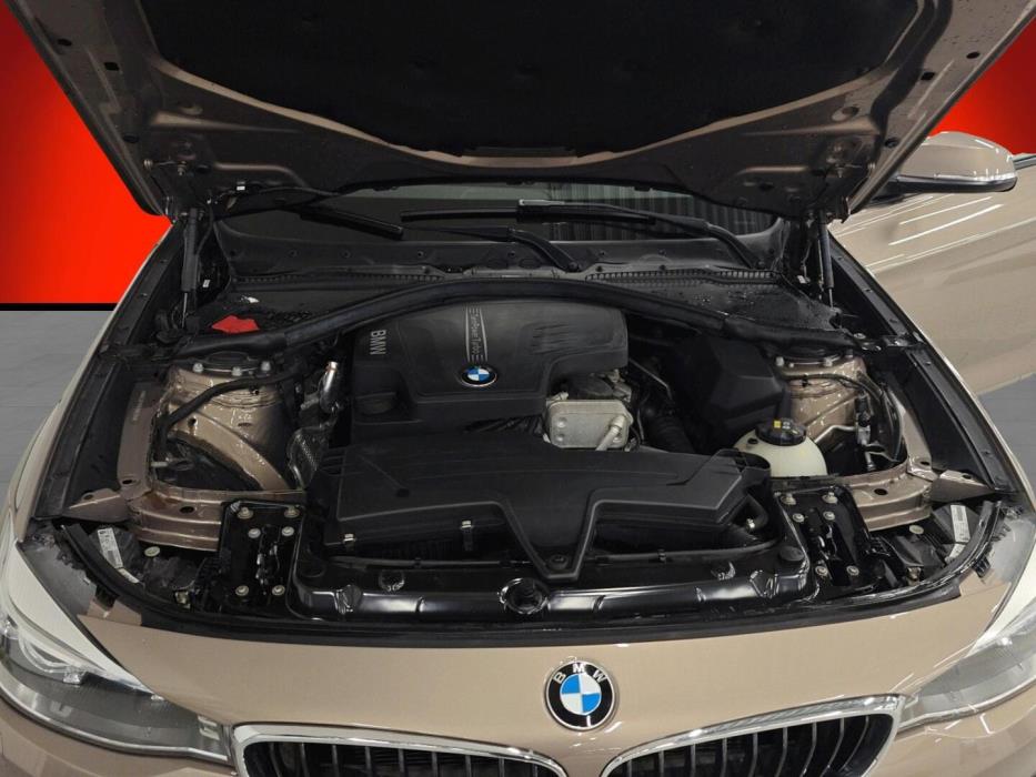 BMW 320 Gran Turismo 2015