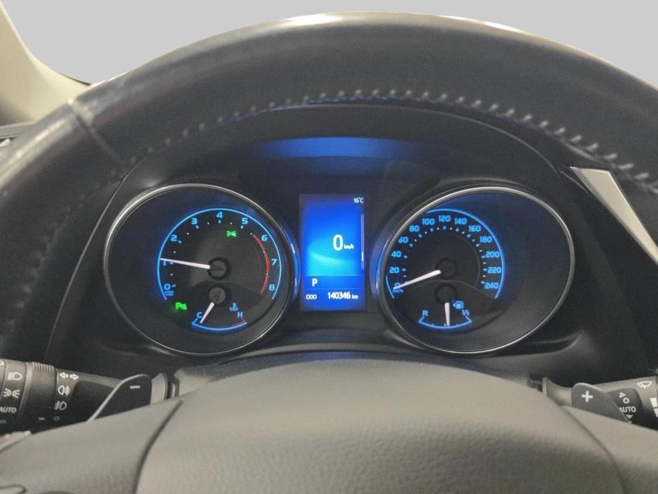 TOYOTA Auris 2016
