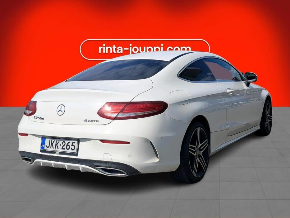 MERCEDES-BENZ C 2017