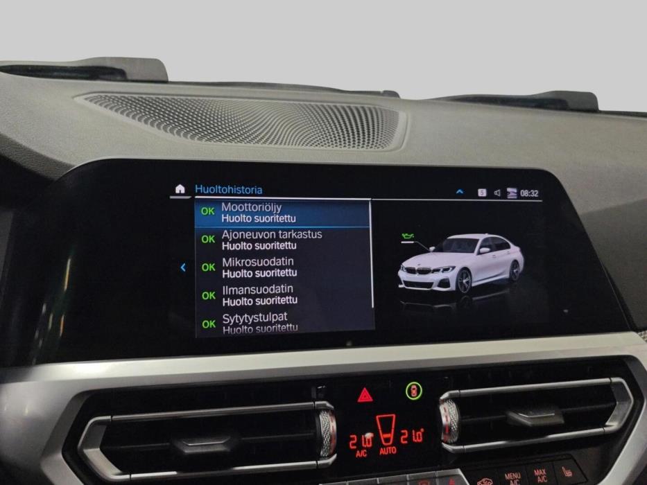 BMW 330 2019