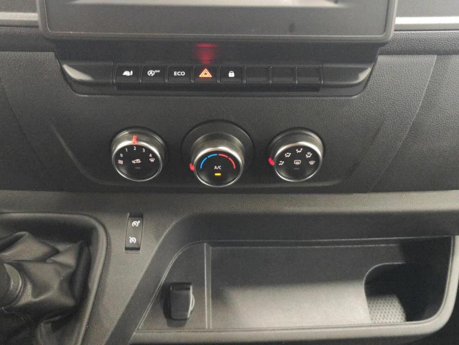 RENAULT Master 2023