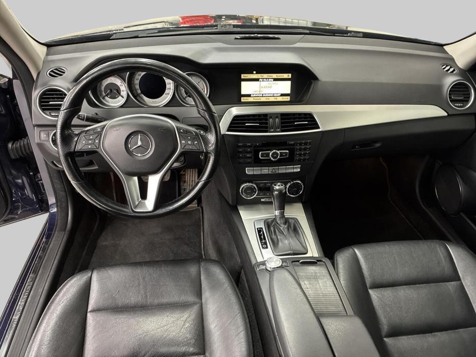 MERCEDES-BENZ C 2012