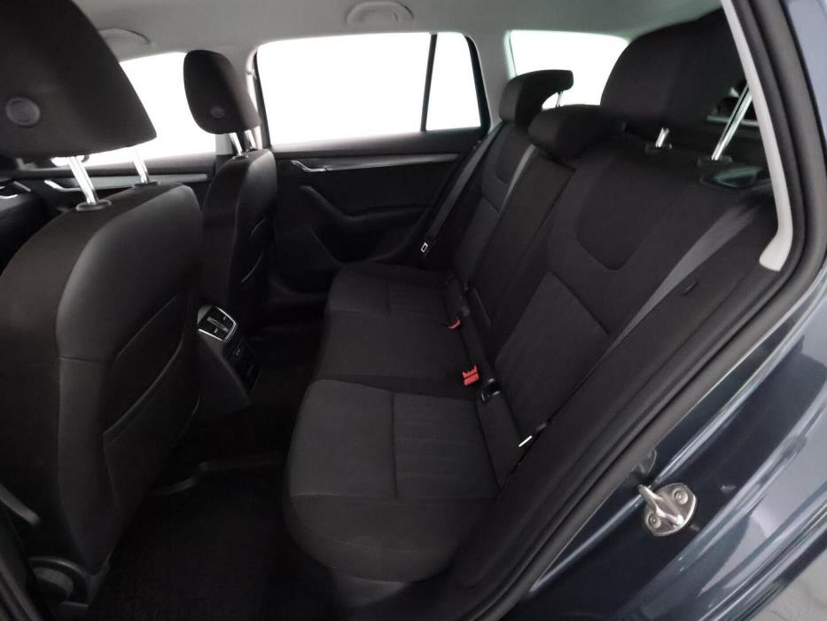 SKODA OCTAVIA 2019