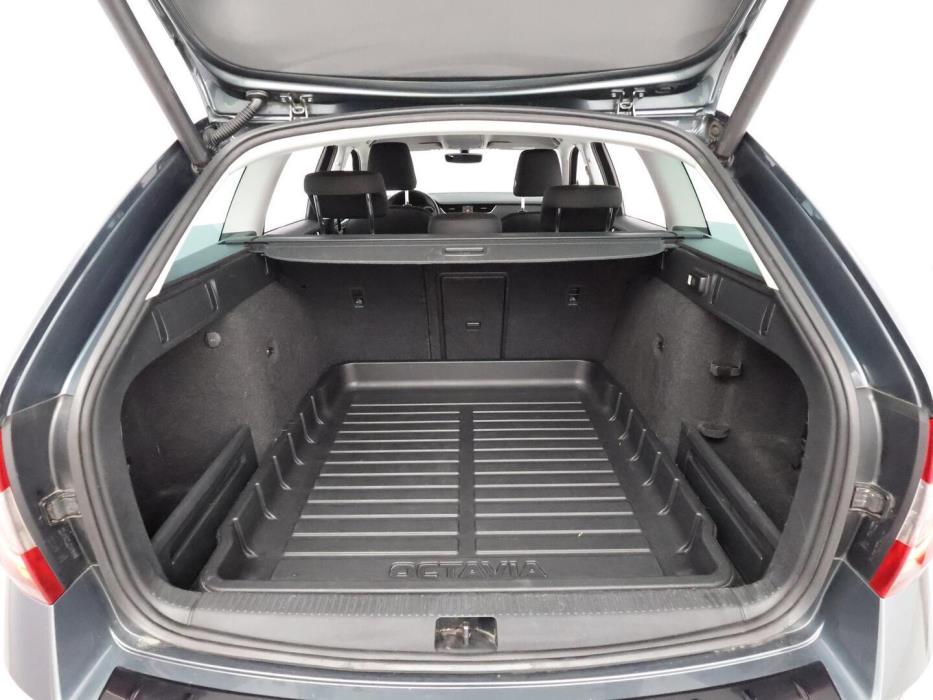 SKODA OCTAVIA 2019