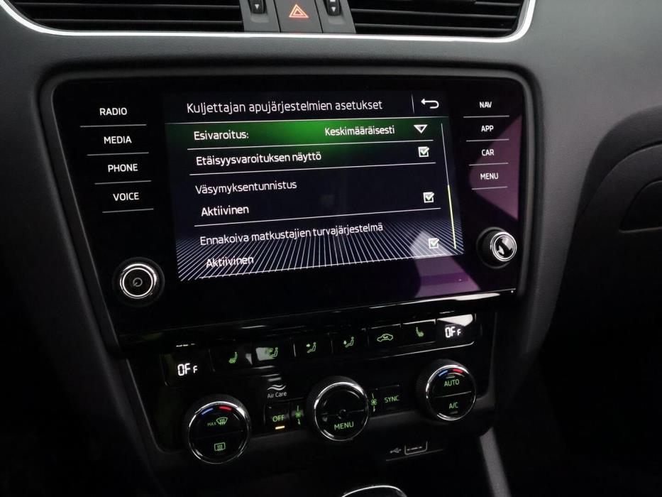 SKODA OCTAVIA 2019