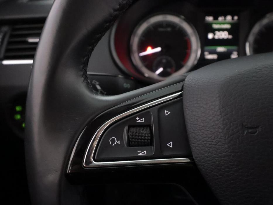 SKODA OCTAVIA 2019