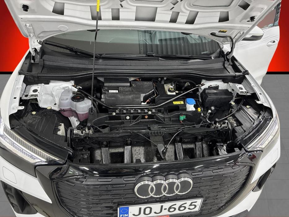 AUDI Q4 E-TRON 2023