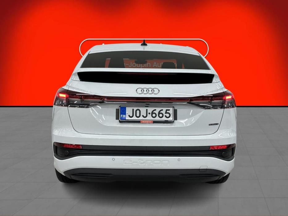 AUDI Q4 E-TRON 2023