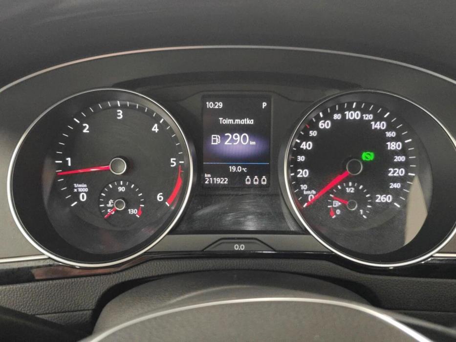 VOLKSWAGEN Passat 2017
